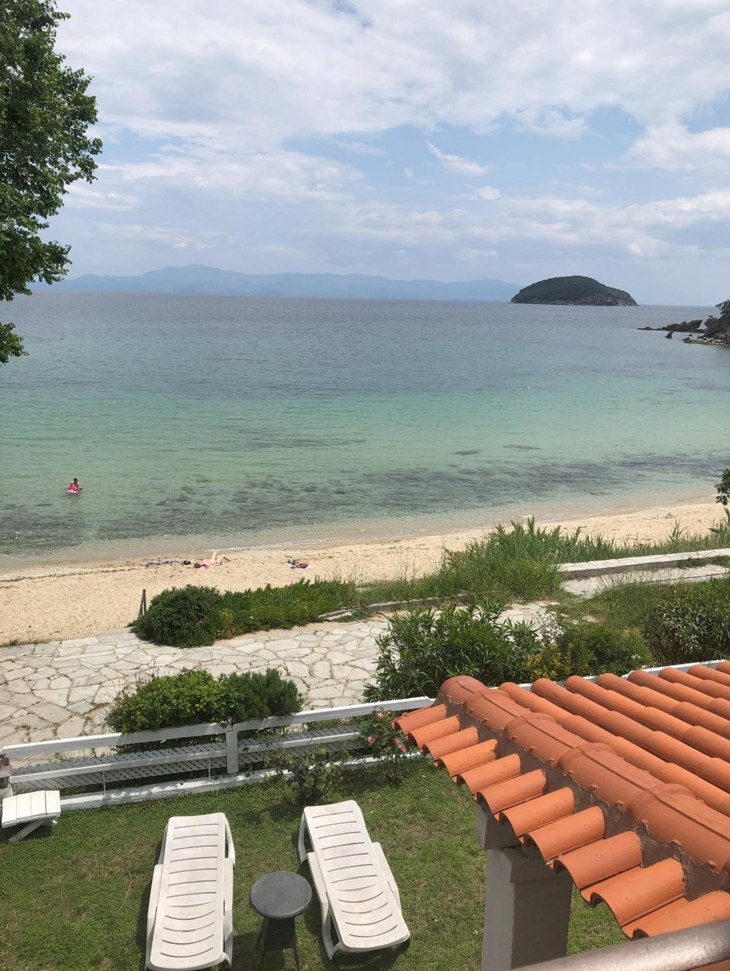 Palio Beach House Palaiontsiflikion Exterior photo